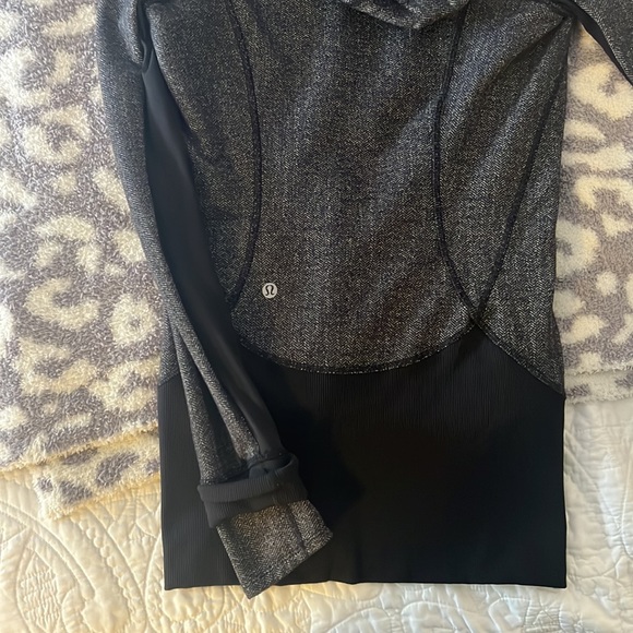 Lululemon Define Jacket (old style) - Picture 4 of 4